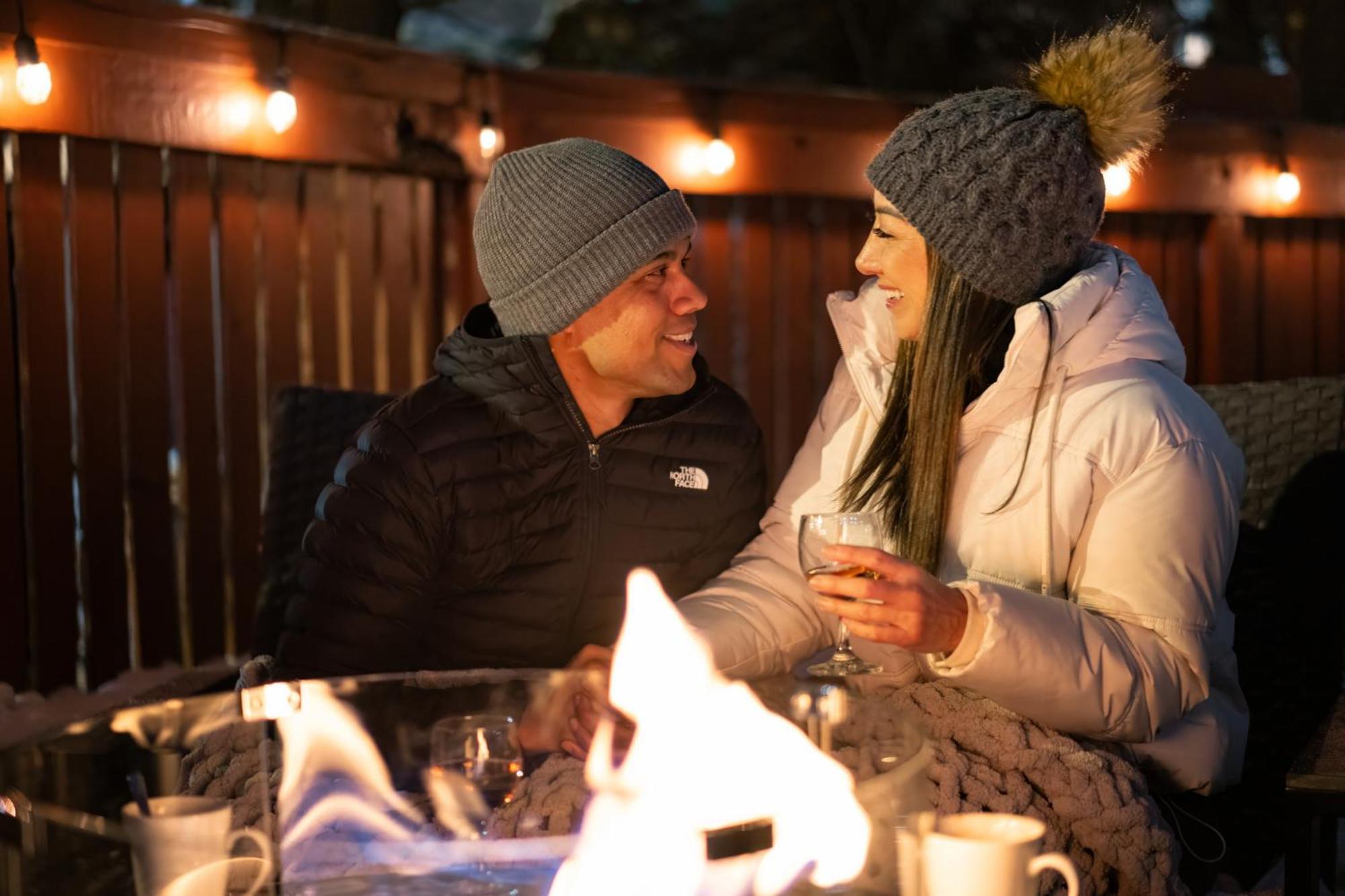 Whistler Village Inn & Suites Экстерьер фото